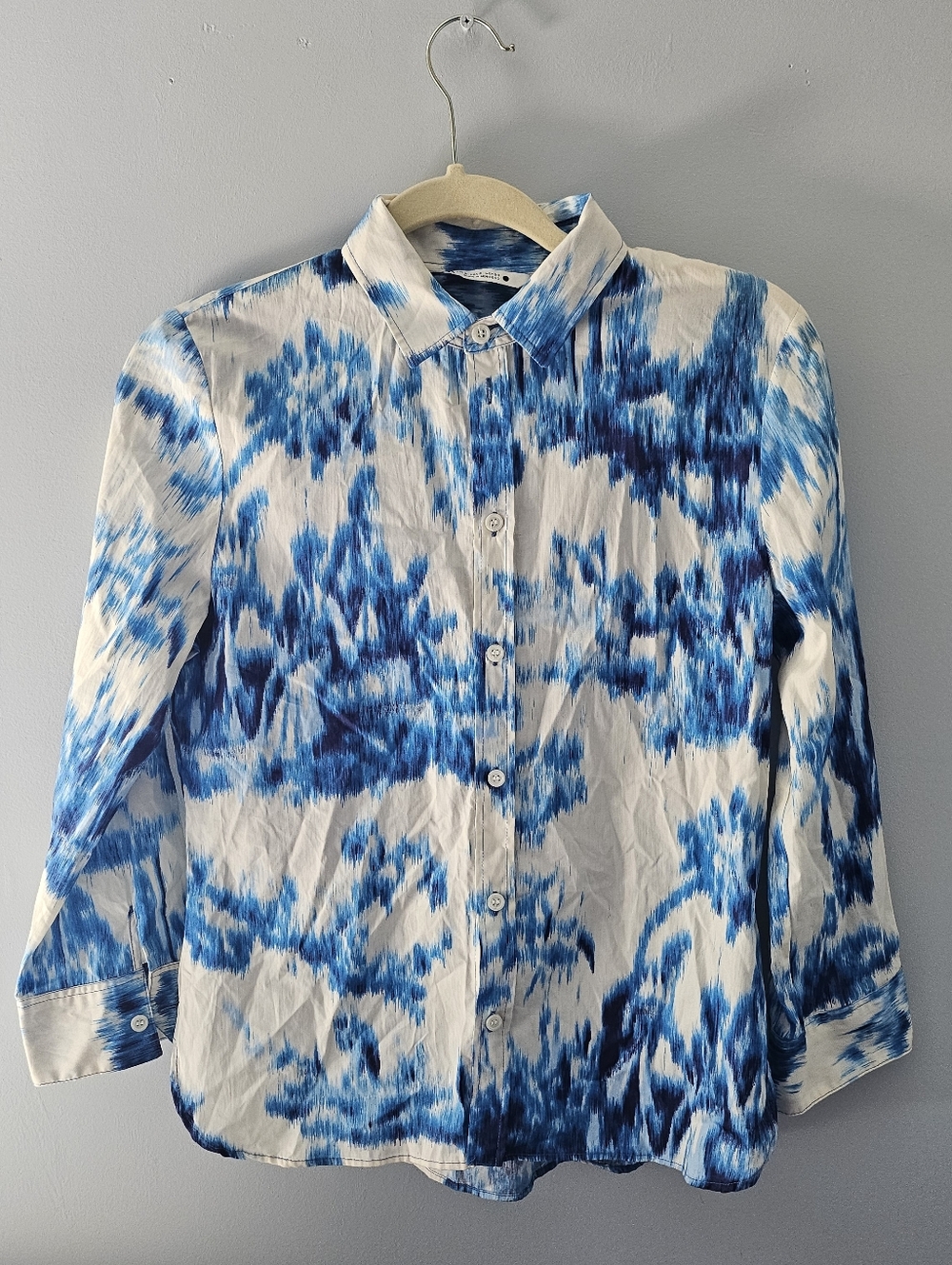 Zara Blue and White Tie-Dye Button-Down Shirt